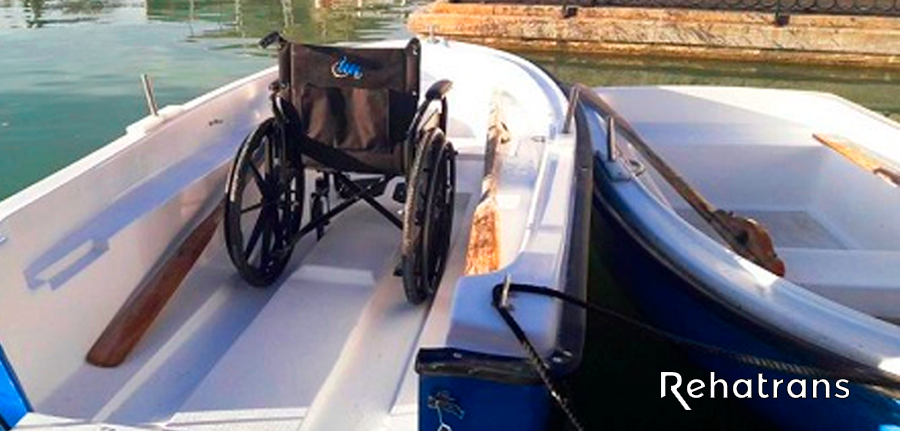 Besugo bicapa silencio Las sillas de ruedas ya pueden montar en barcas accesibles en el Retiro –  Rehatrans